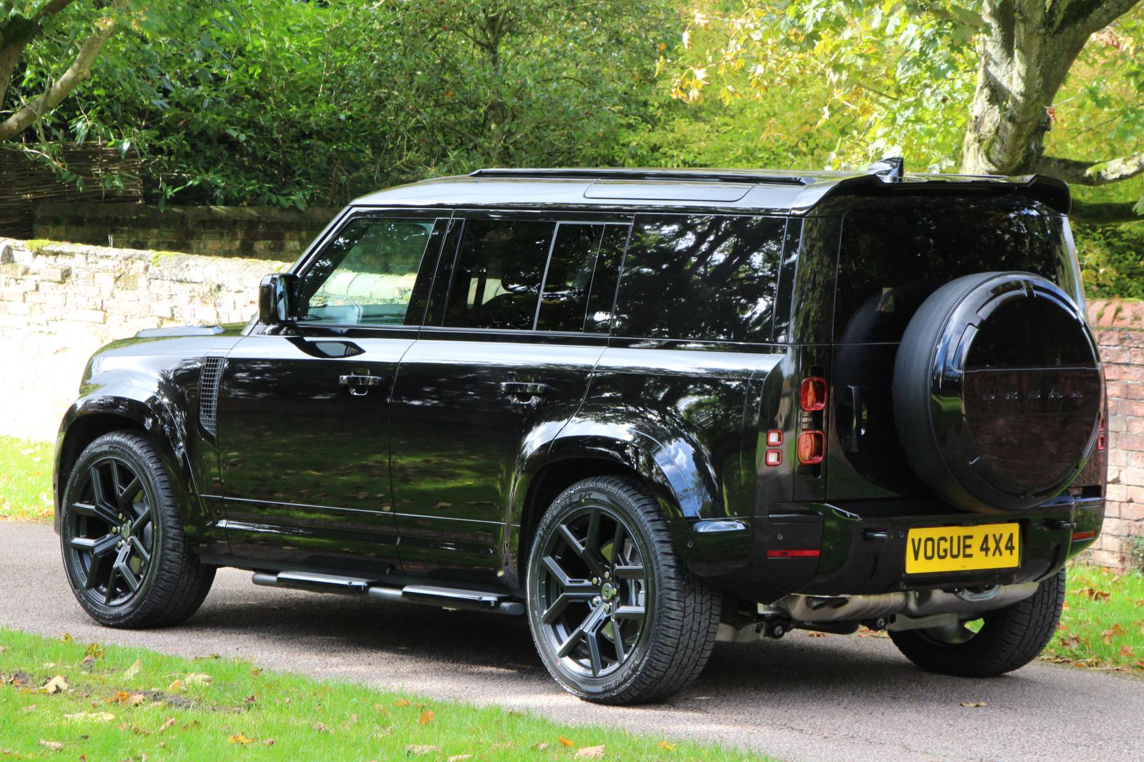 Land Rover Defender 110 3.0 D350 MHEV X-Dynamic HSE Hard Top SUV 5dr Diesel Auto 4WD MWB Euro 6 (s/s) (350 ps)