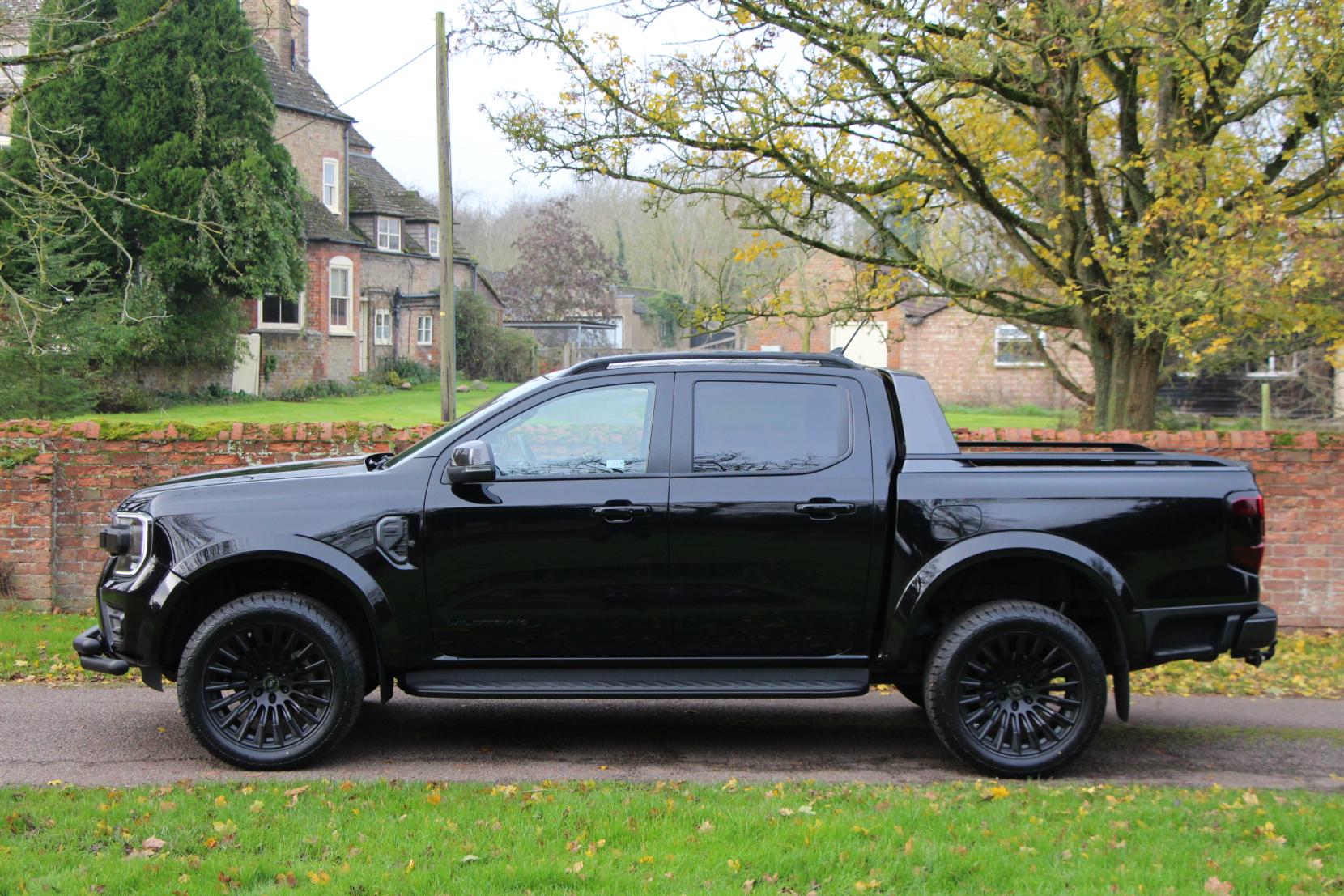 Ford Ranger 3.0 TD V6 EcoBlue Wildtrak Pickup Double Cab 4dr Diesel Auto 4WD Euro 6 (s/s) (240 ps)