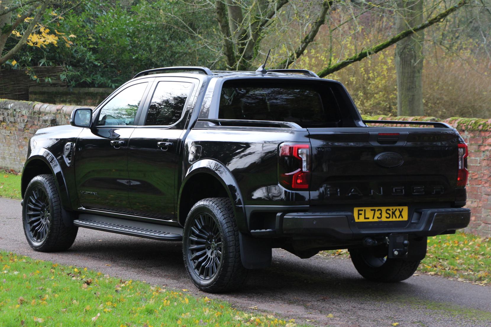 Ford Ranger 3.0 TD V6 EcoBlue Wildtrak Pickup Double Cab 4dr Diesel Auto 4WD Euro 6 (s/s) (240 ps)