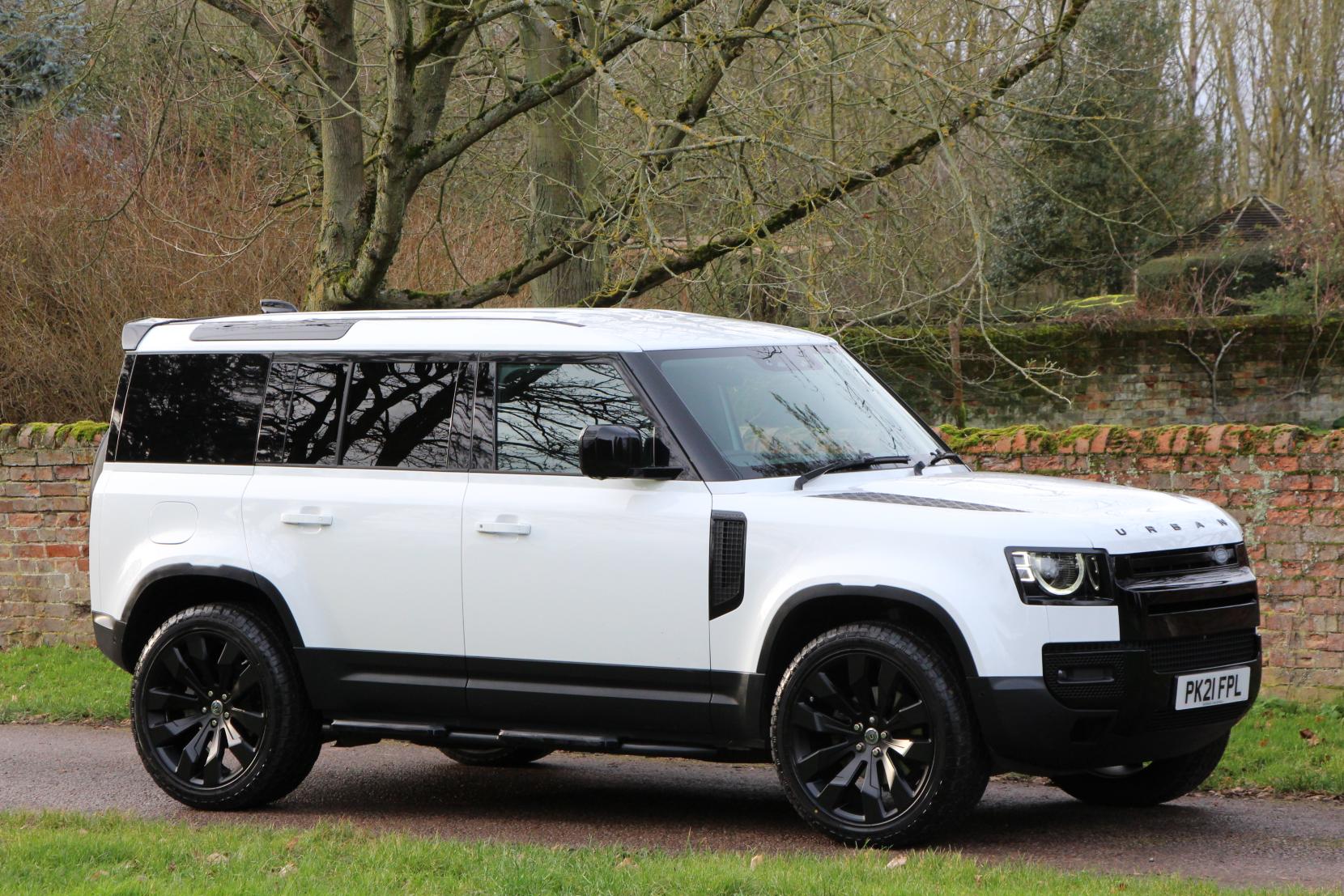 Land Rover Defender 110 3.0 D250 MHEV SE Hard Top SUV 5dr Diesel Auto 4WD MWB Euro 6 (s/s) (250 ps)