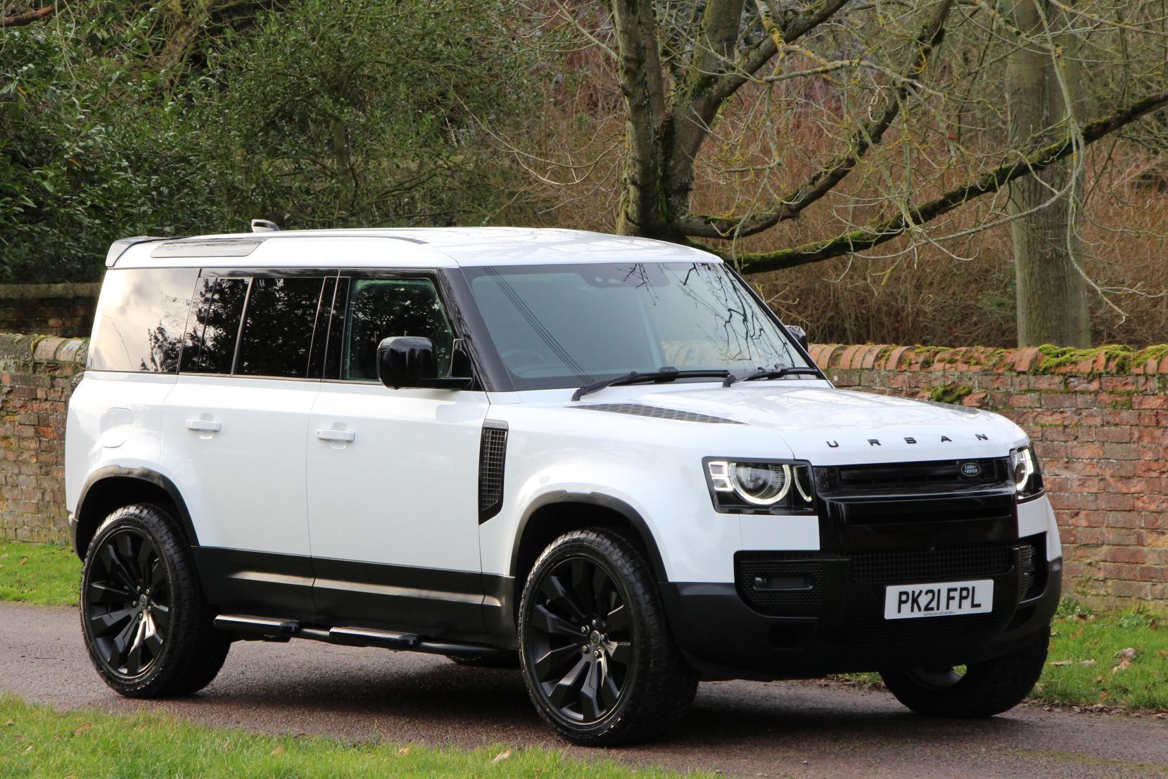 Land Rover Defender 110 3.0 D250 MHEV SE Hard Top SUV 5dr Diesel Auto 4WD MWB Euro 6 (s/s) (250 ps)