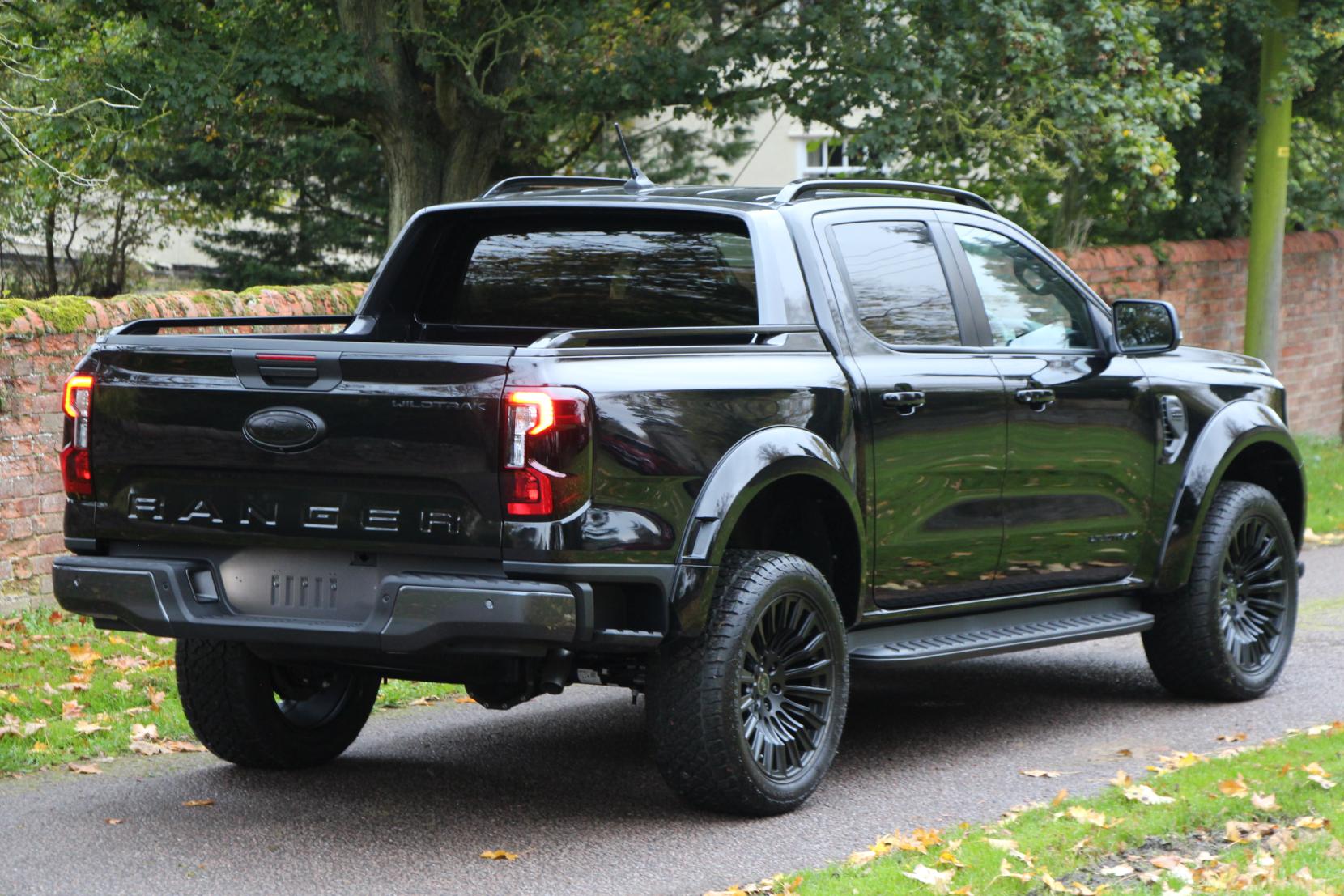 Ford Ranger 2.0 TD EcoBlue Wildtrak Pickup Double Cab 4dr Diesel Auto 4WD Euro 6 (s/s) (205 ps)