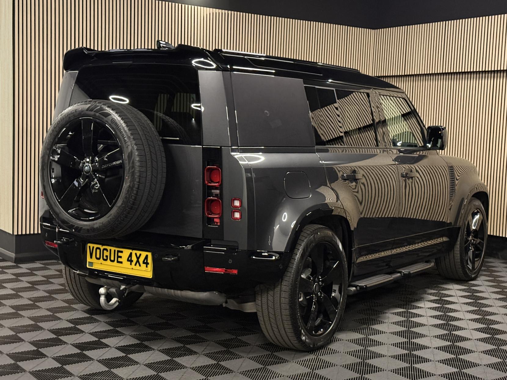 Land Rover Defender 110 3.0 D350 MHEV X-Dynamic HSE Hard Top SUV 5dr Diesel Auto 4WD MWB Euro 6 (s/s) (350 ps)